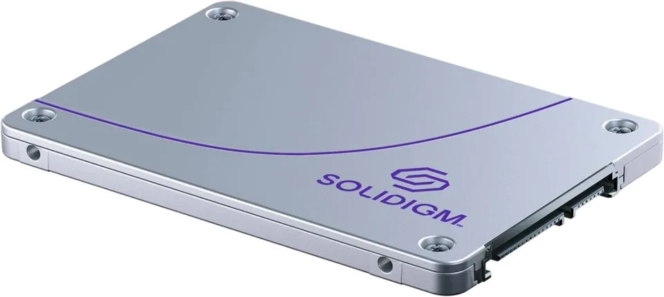 SSD Solidigm SSDSC2KB038TZ1Z 3,84 ТБ 2,5" SATA