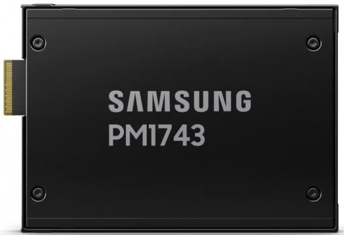 SSD Samsung MZWLO3T8HCLS-00A07 3,84 ТБ 2,5" NVMe
